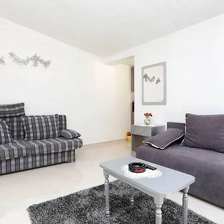 Σπίτι διακοπών House Mirijana *